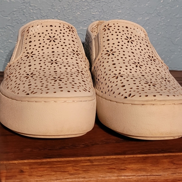 MK perf leather slip ons - Picture 3 of 5